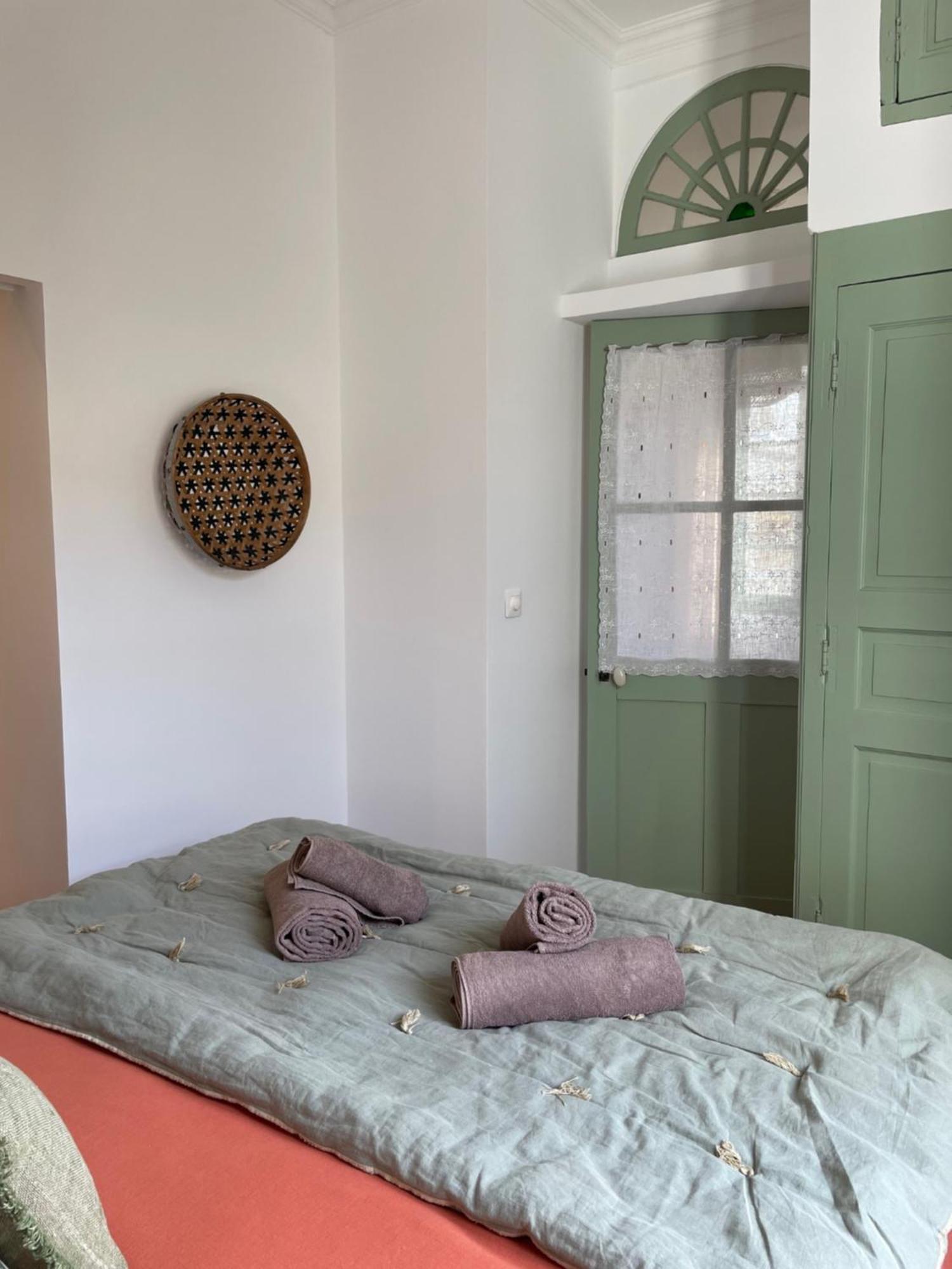Apartament L'Ecrin De Mona Au Coeur De Lourmarin Zewnętrze zdjęcie